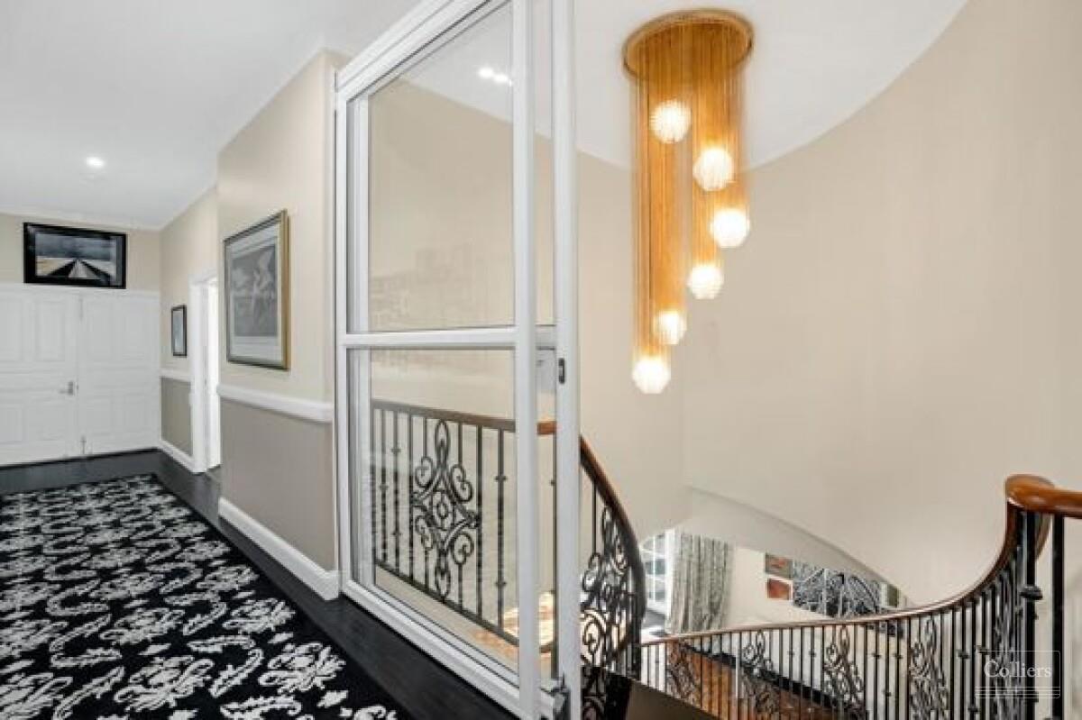 The White House - A Darwin Landmark - #9