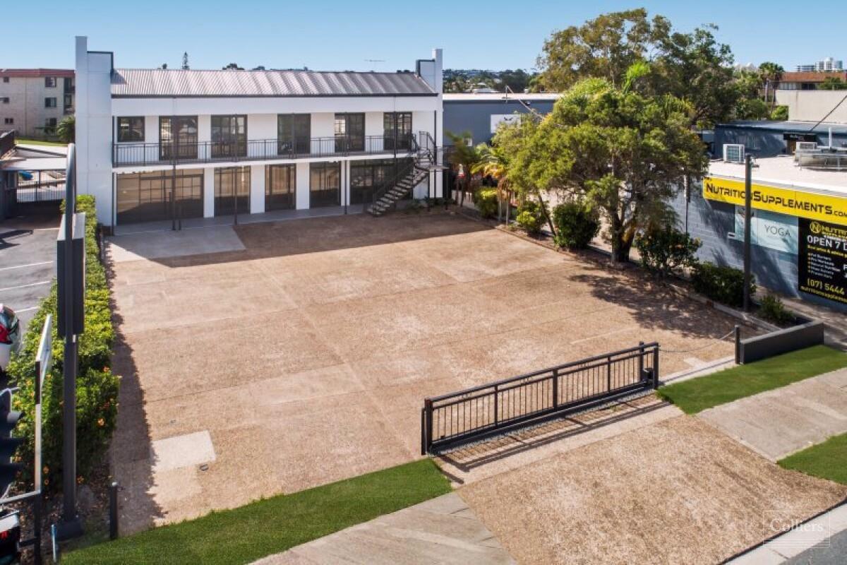 Ground Floor Office in Mooloolaba with Parking - #1