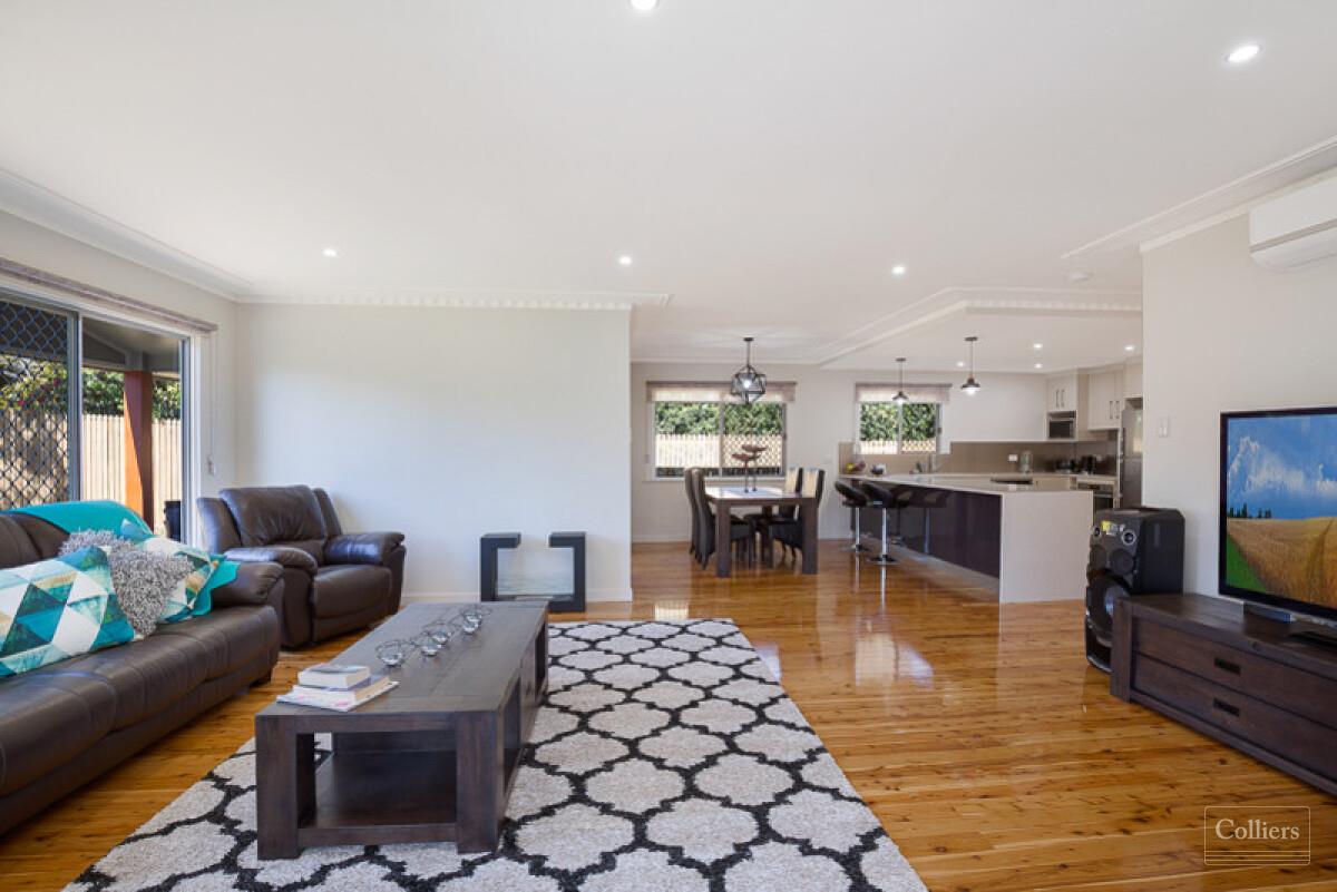 Location, Style and Space â€“ Newly Renovated and Exuding Appeal - #4