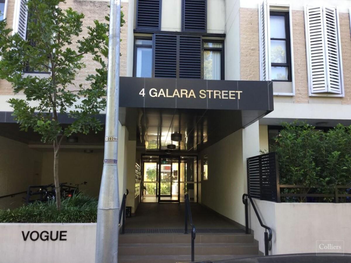 Superb lifestyle offering in acclaimed 'Vogue Apartments' - #8