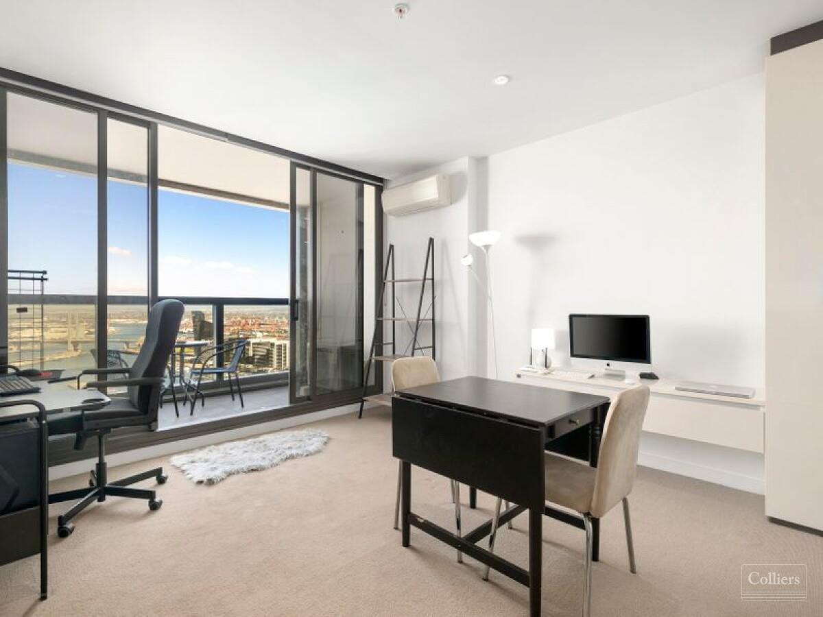 Spectacular Penthouse Apartment - #3