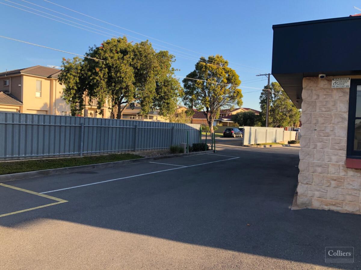 Character Office Accommodation - #5