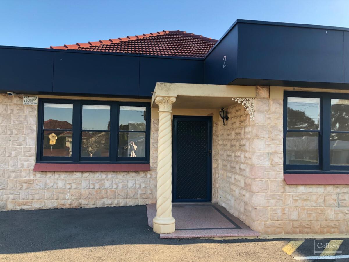 Character Office Accommodation - #2