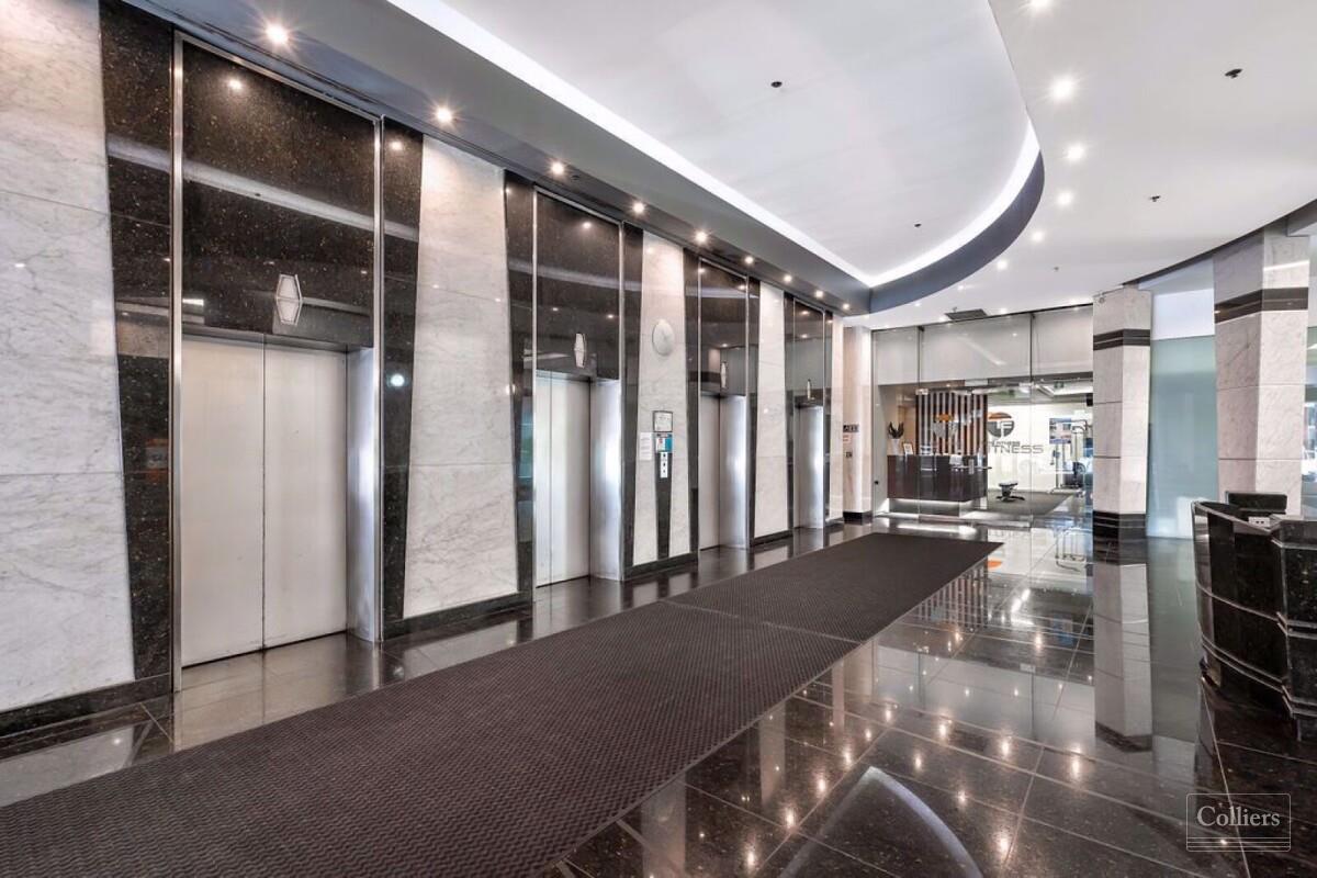 Brand New Office in Queen Street - #4