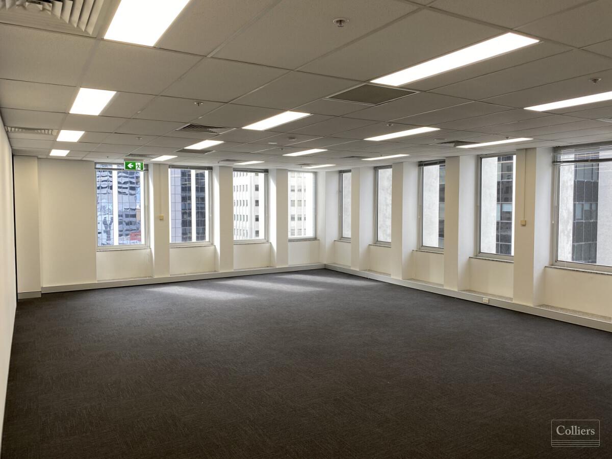 Brand New Office in Queen Street - #5