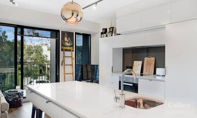 STUNNING CITY FACING APARTMENT UNDER CONTRACT! - #1