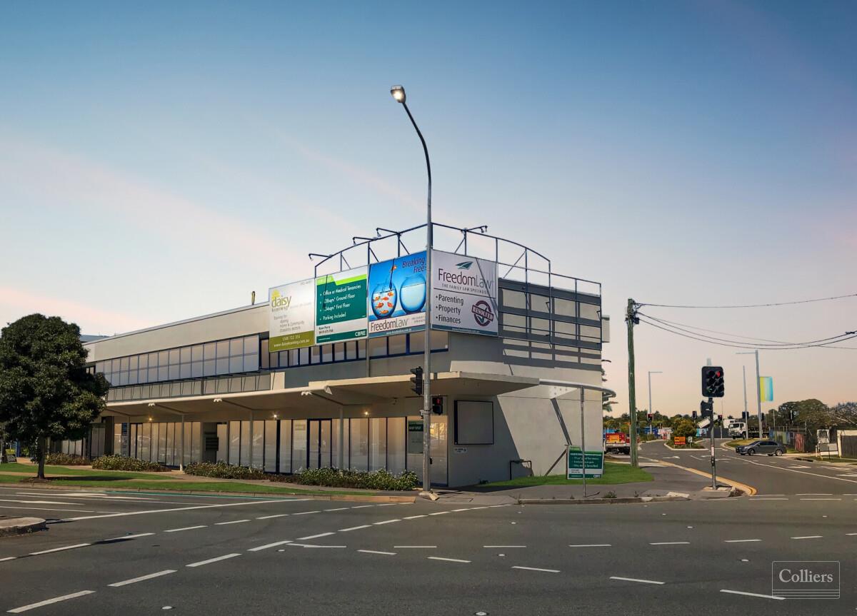 Ground Floor Commercial Space with High Exposure - #1