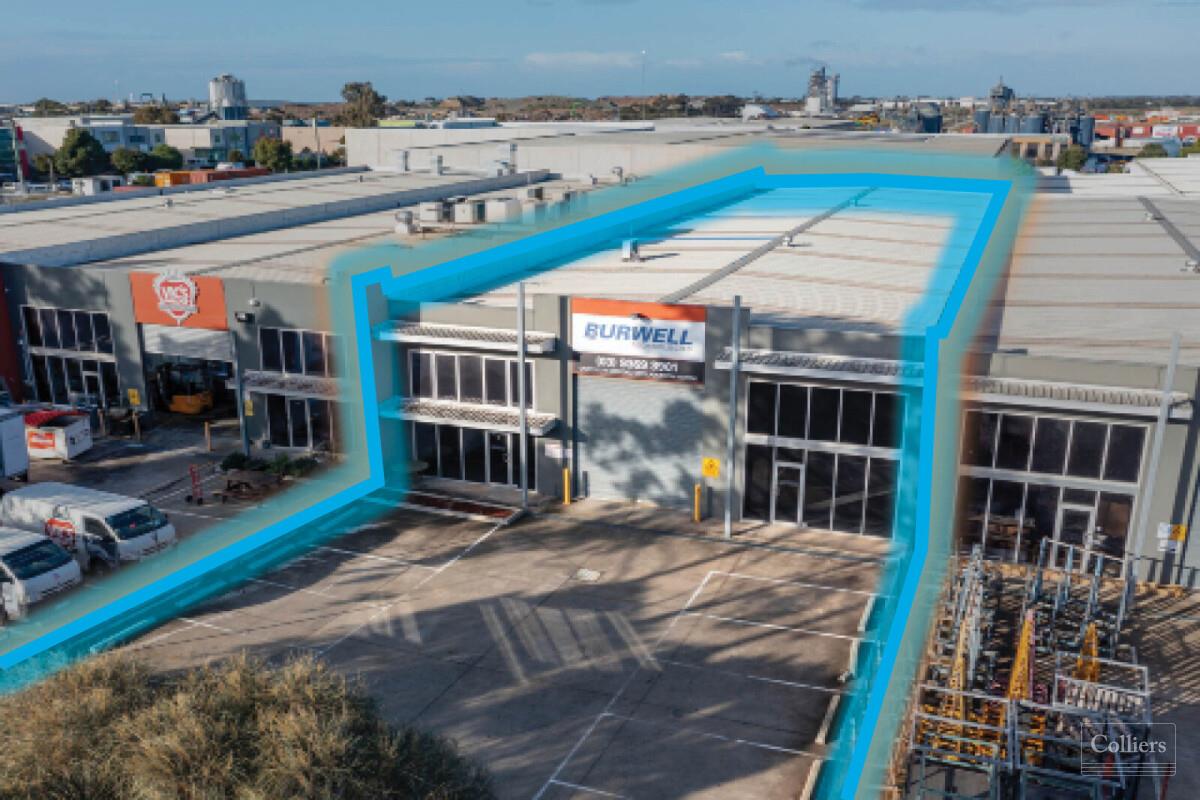 Modern & Functional Warehouse with Secure Yard - #1