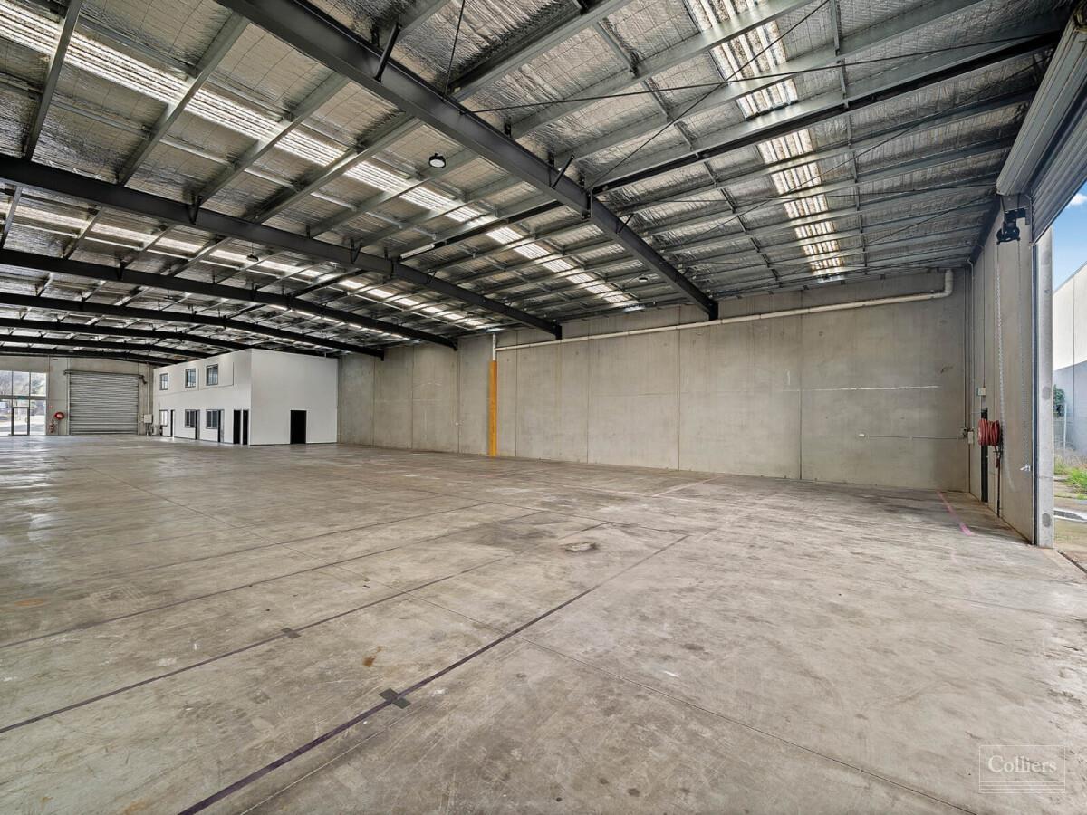 Modern & Functional Warehouse with Secure Yard - #3