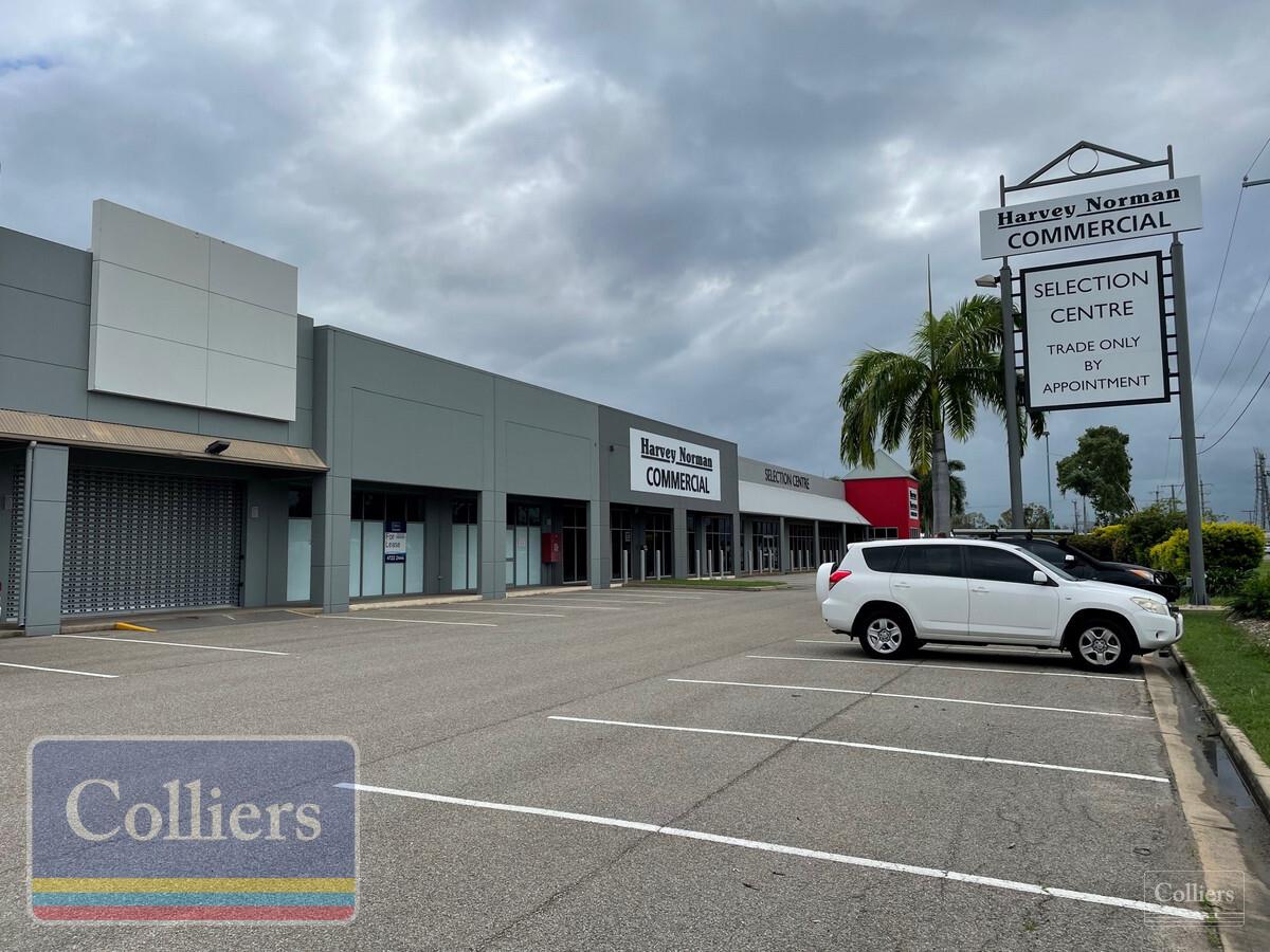 Premier Retail Showroom/Warehouse - #4