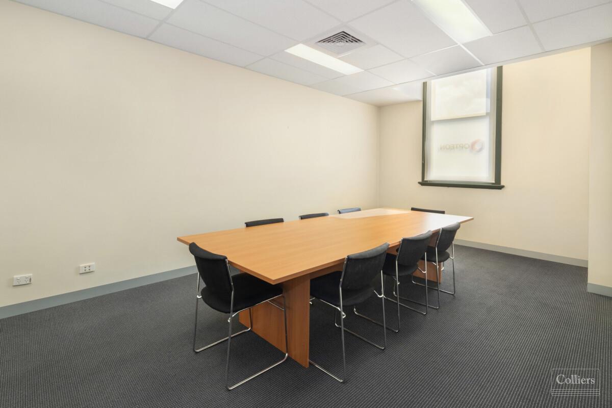 PROFESSIONAL OFFICES - #8