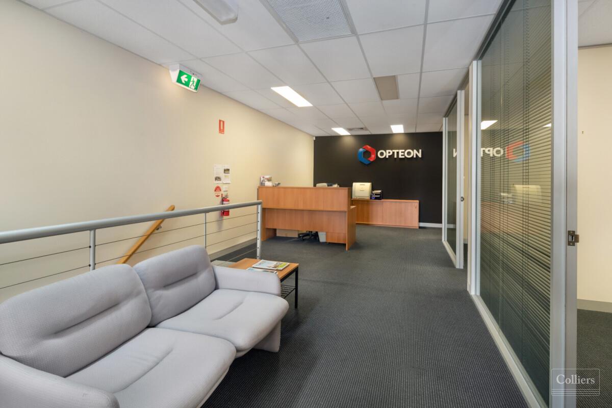 PROFESSIONAL OFFICES - #7