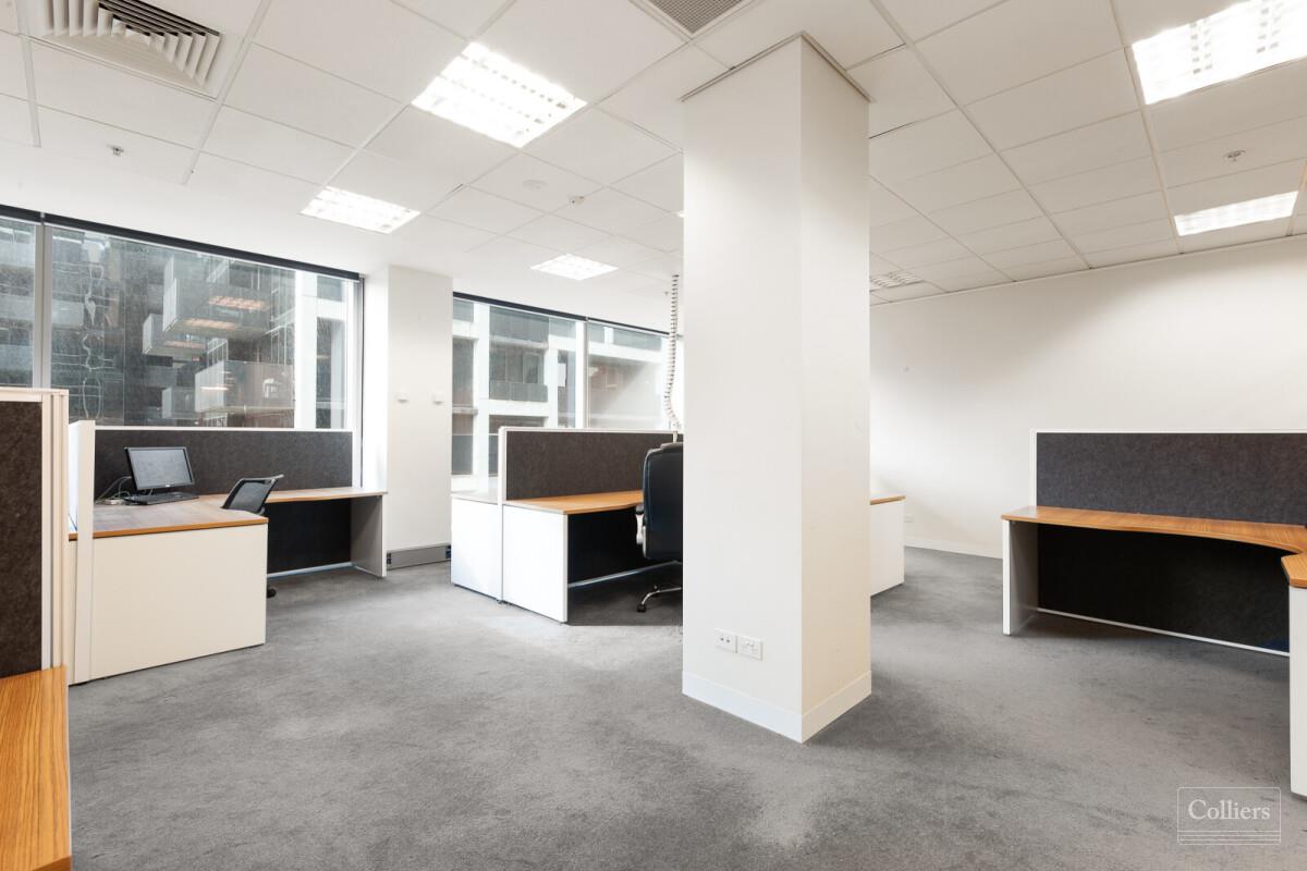 Fully Fitted Small Suite - #3