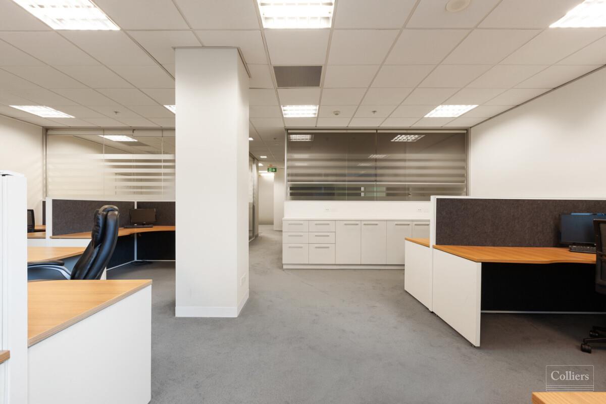 Fully Fitted Small Suite - #4