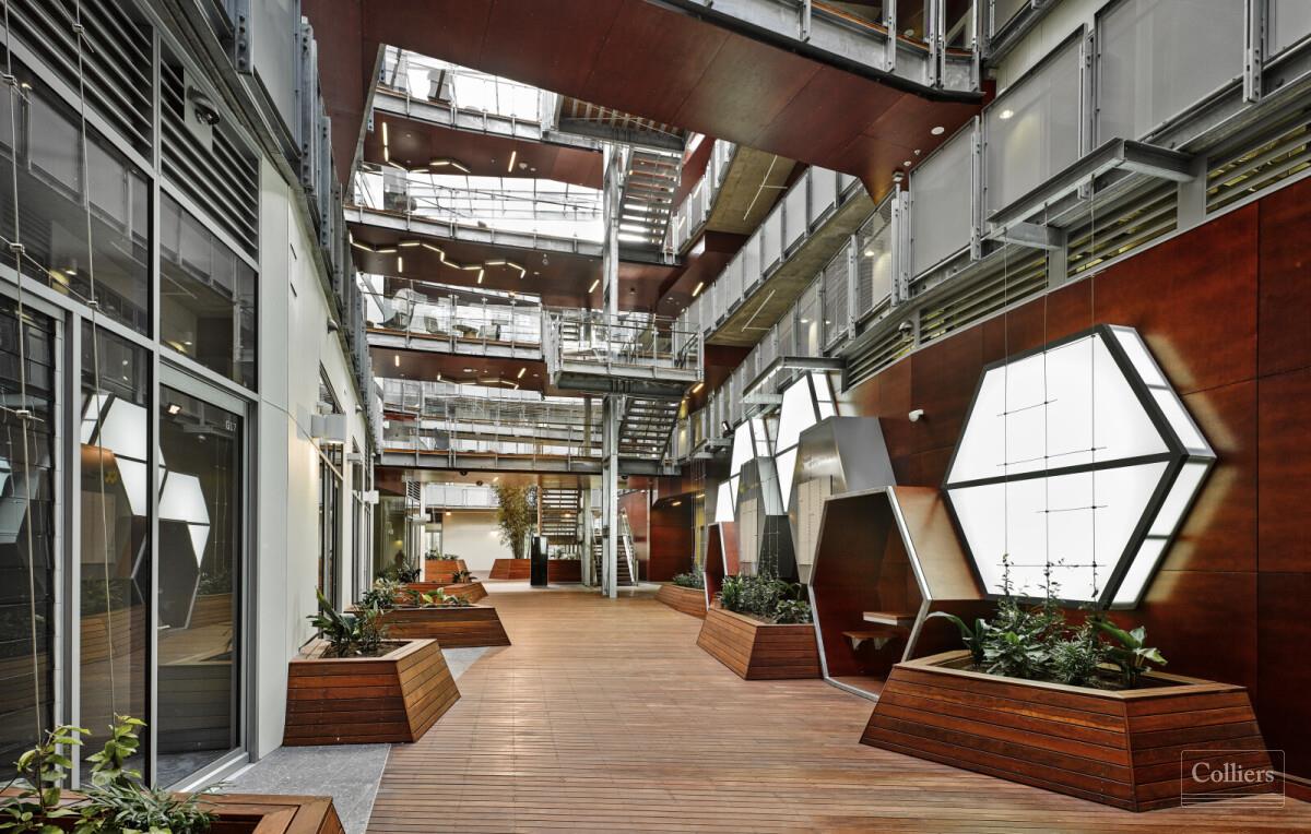 Light filled Conjoined Offices in the Lifestyle Working Building - #2