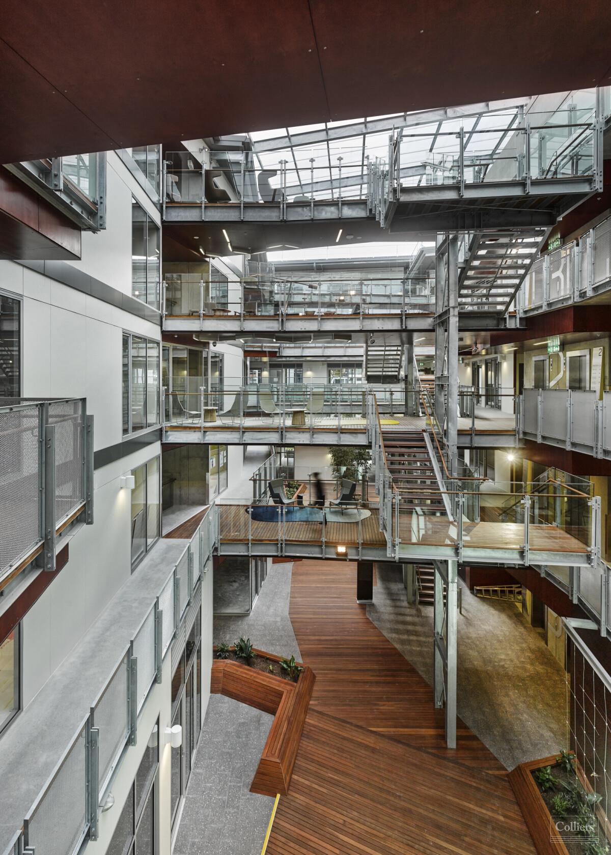 Light filled Conjoined Offices in the Lifestyle Working Building - #4