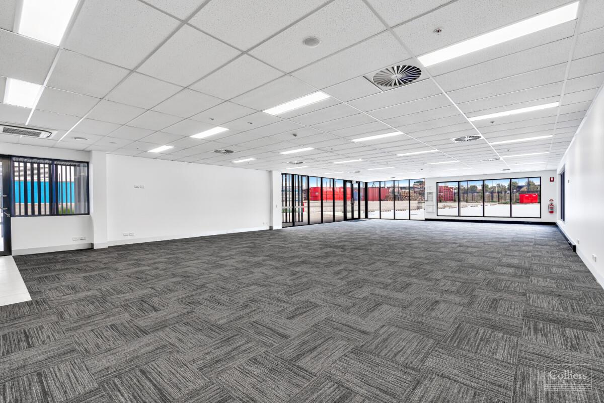 BRAND NEW LOGAN MOTORWAY WAREHOUSING - EXCEPTIONAL YARD - HIGH CLEARANCE - #5