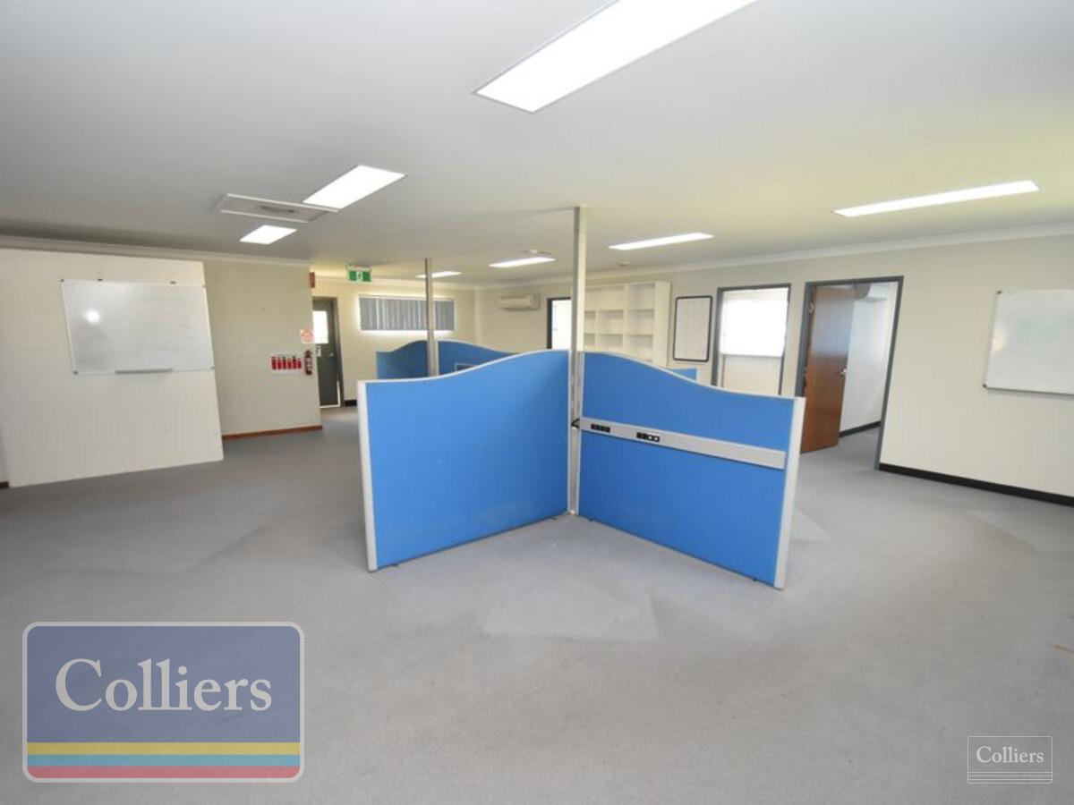 Office Facility in Industrial location - #5