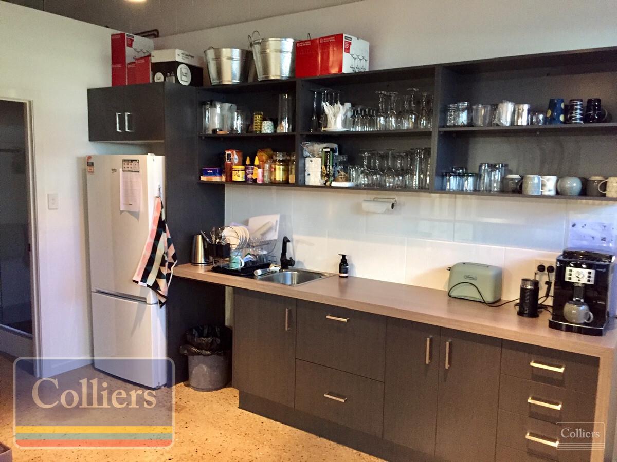 Professional Modern Office on CBD Fringe - #11