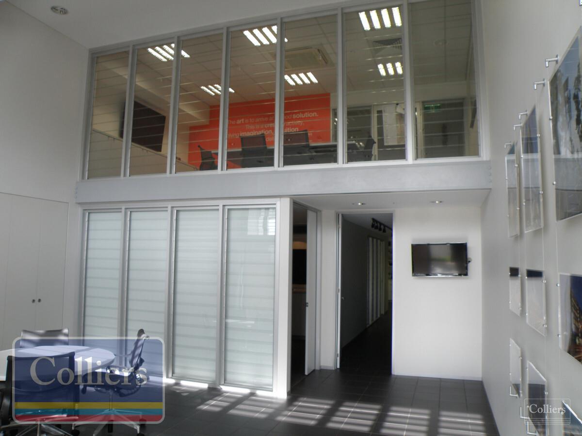 Modern Professional Office Space on the Fringe of the Townsville CBD - #2