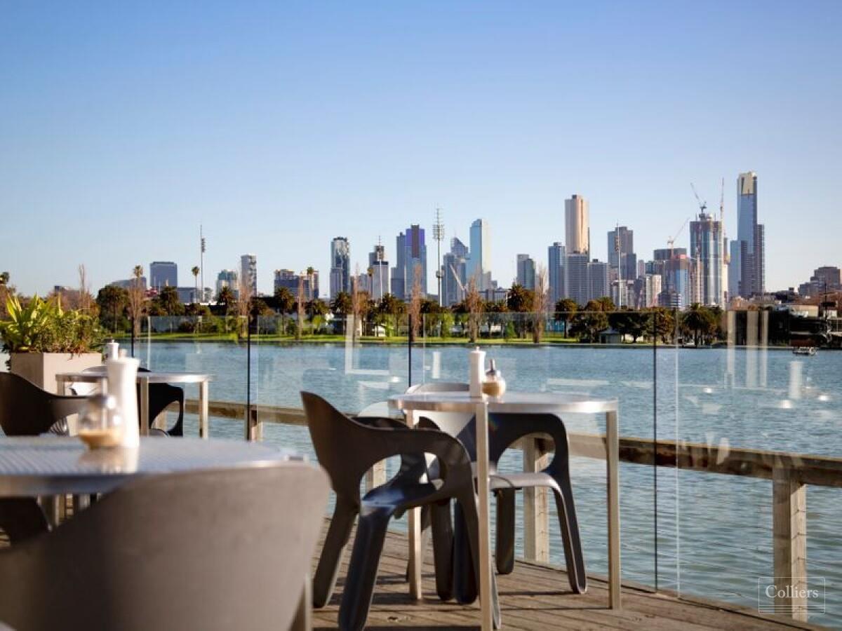 Contemporary Living in Iconic South Melbourne! - #6