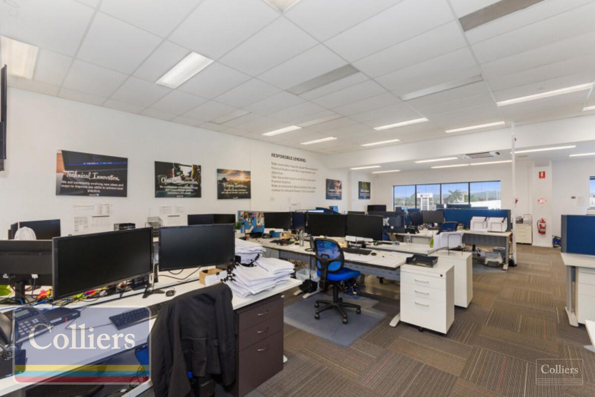 MODERN & PROFESSIONAL OFFICE SPACE IN CENTRAL CONVENIENT LOCATION - #3