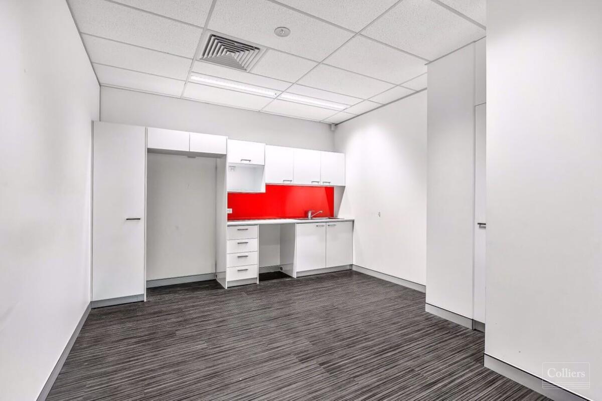 RARE SUB-LEASE IN HAMILTON NORTHSHORE - #13