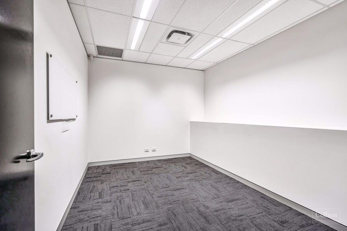 RARE SUB-LEASE IN HAMILTON NORTHSHORE - #12