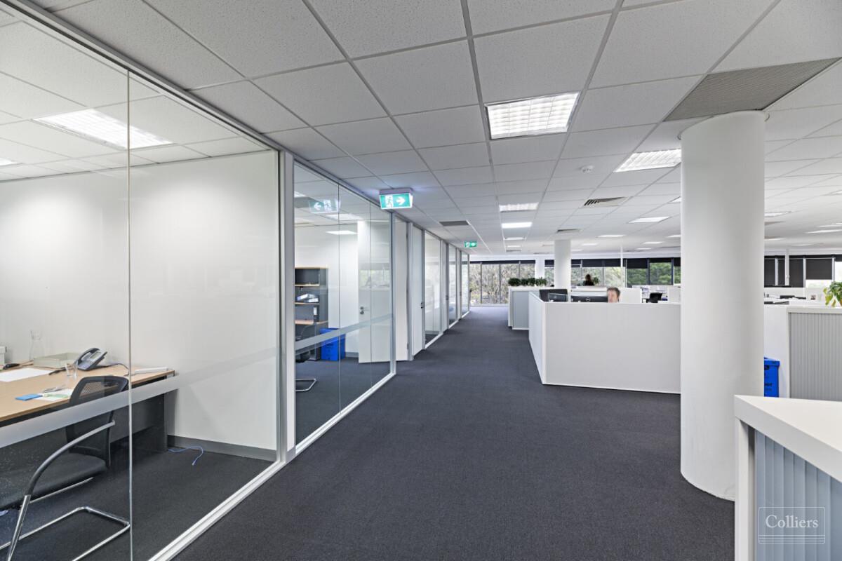 Near New Fully Fitted Office Opportunity - #9