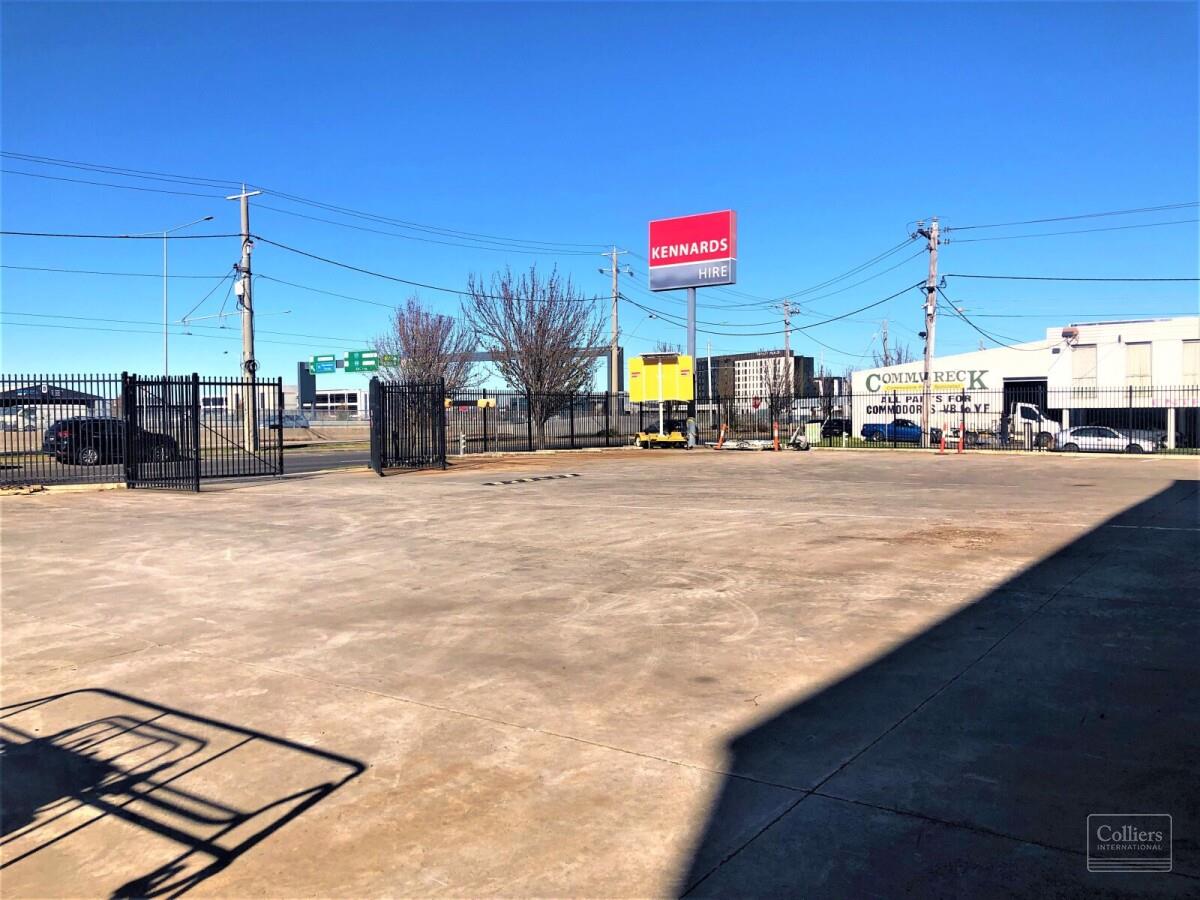 Dominant Main Road Exposure With Display Yard - #8