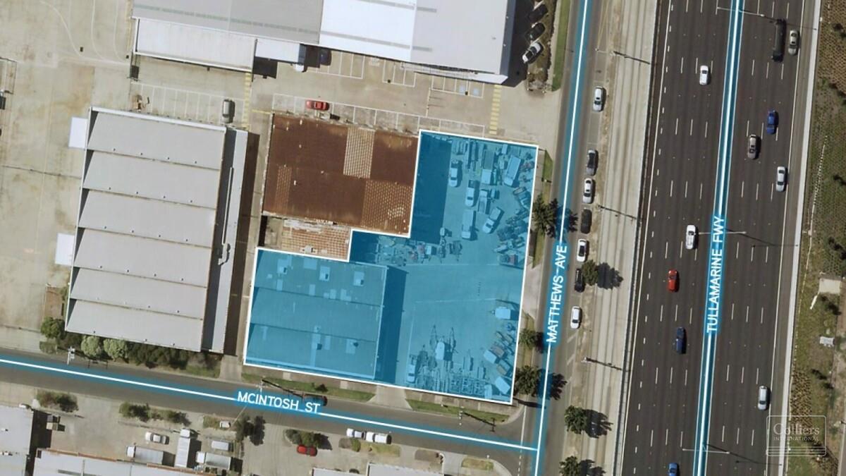 Dominant Main Road Exposure With Display Yard - #3