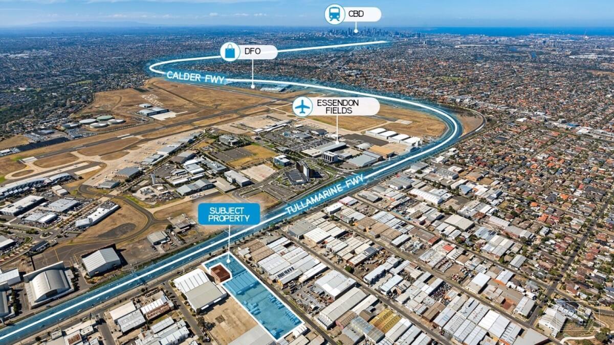 Dominant Main Road Exposure With Display Yard - #2