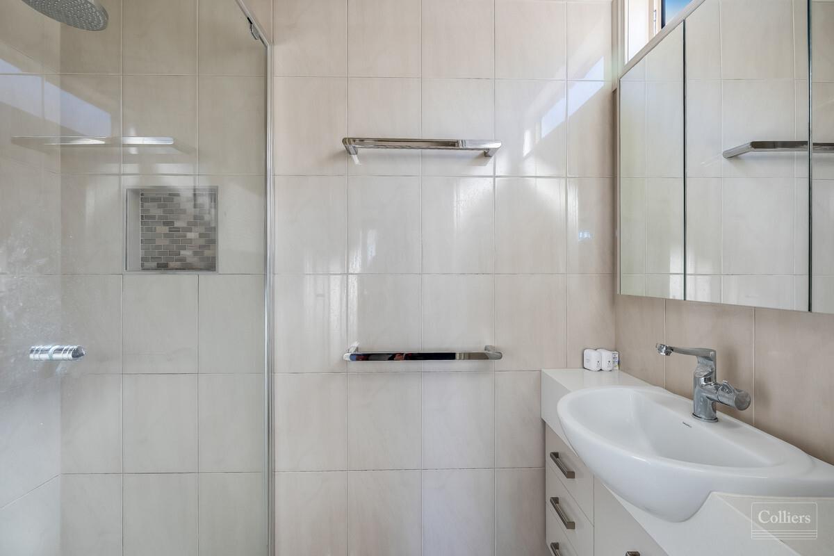 Elegant Inner City Cottage -  Sought After East-Side Location - #8