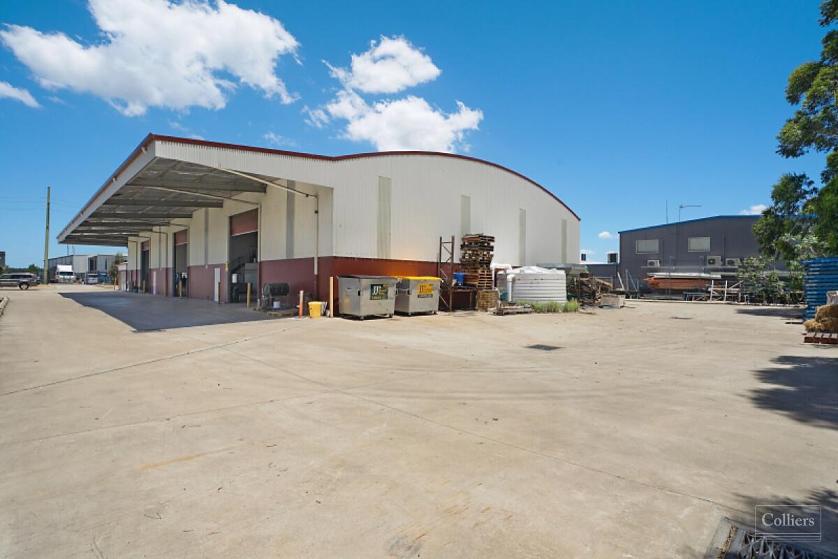 Showroom, office, warehouse/workshop - #3