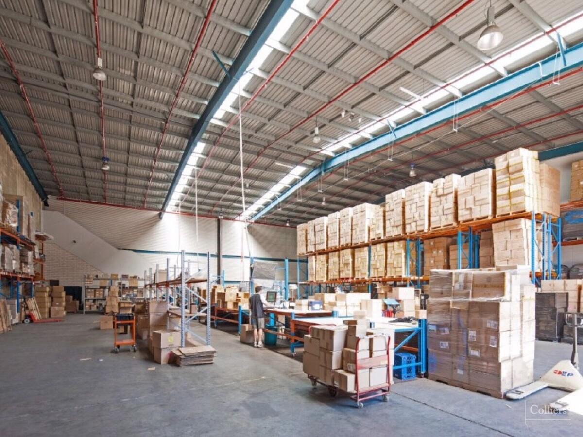 WELL MAINTAINED ESTATE - #3