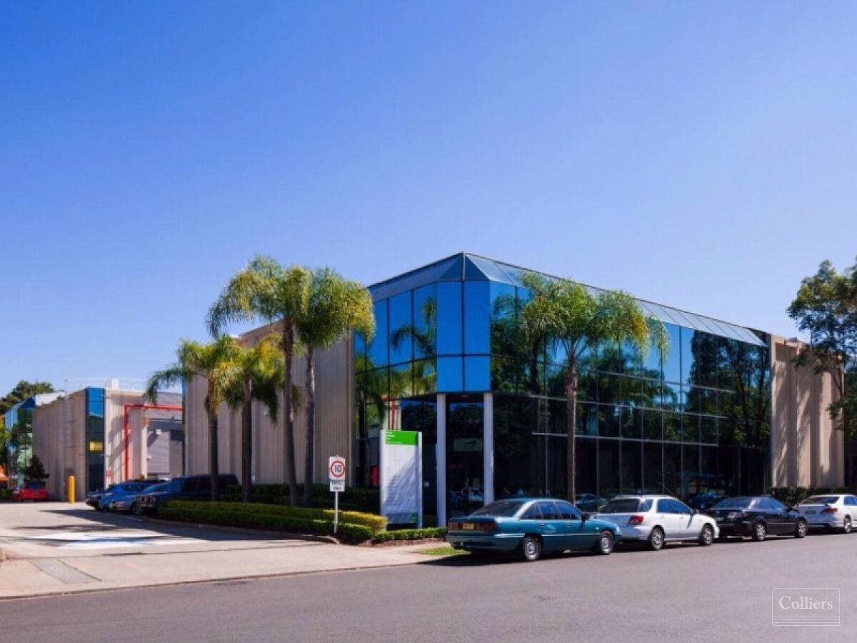 WELL MAINTAINED ESTATE - #4