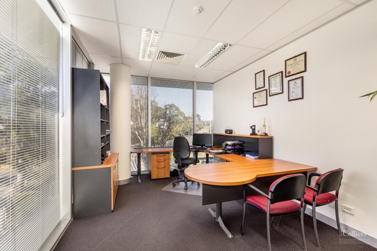 Private Office with Excellent Natural Light - #5