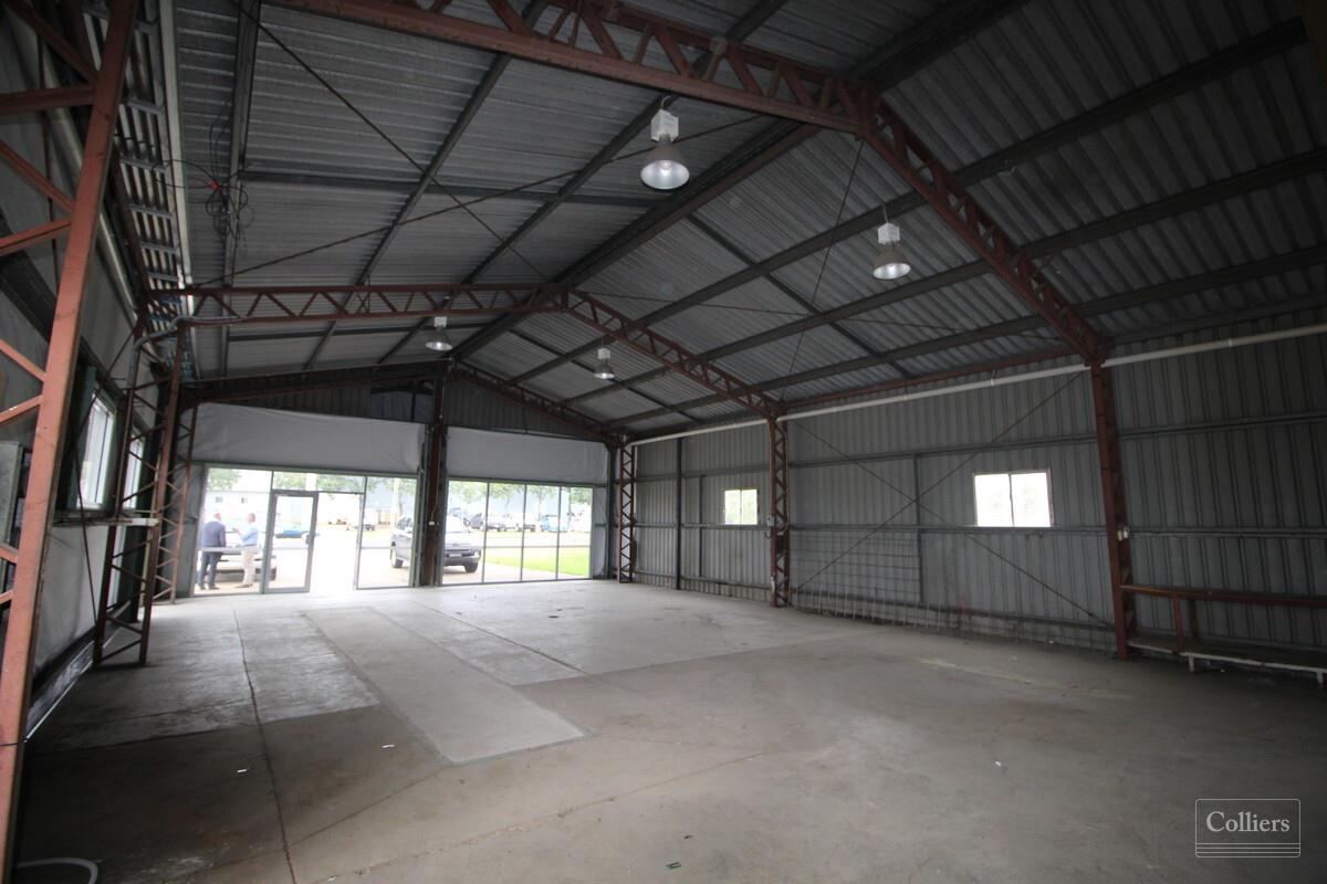 Excellent Corner Block Exposure On Arterial Road - Torrington! - #5