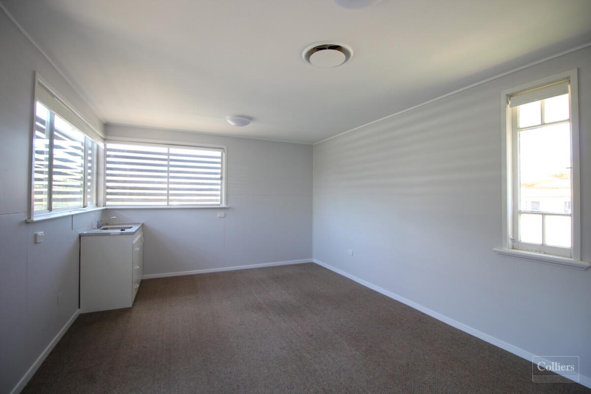 Medical or Professional Office in CBD - #1