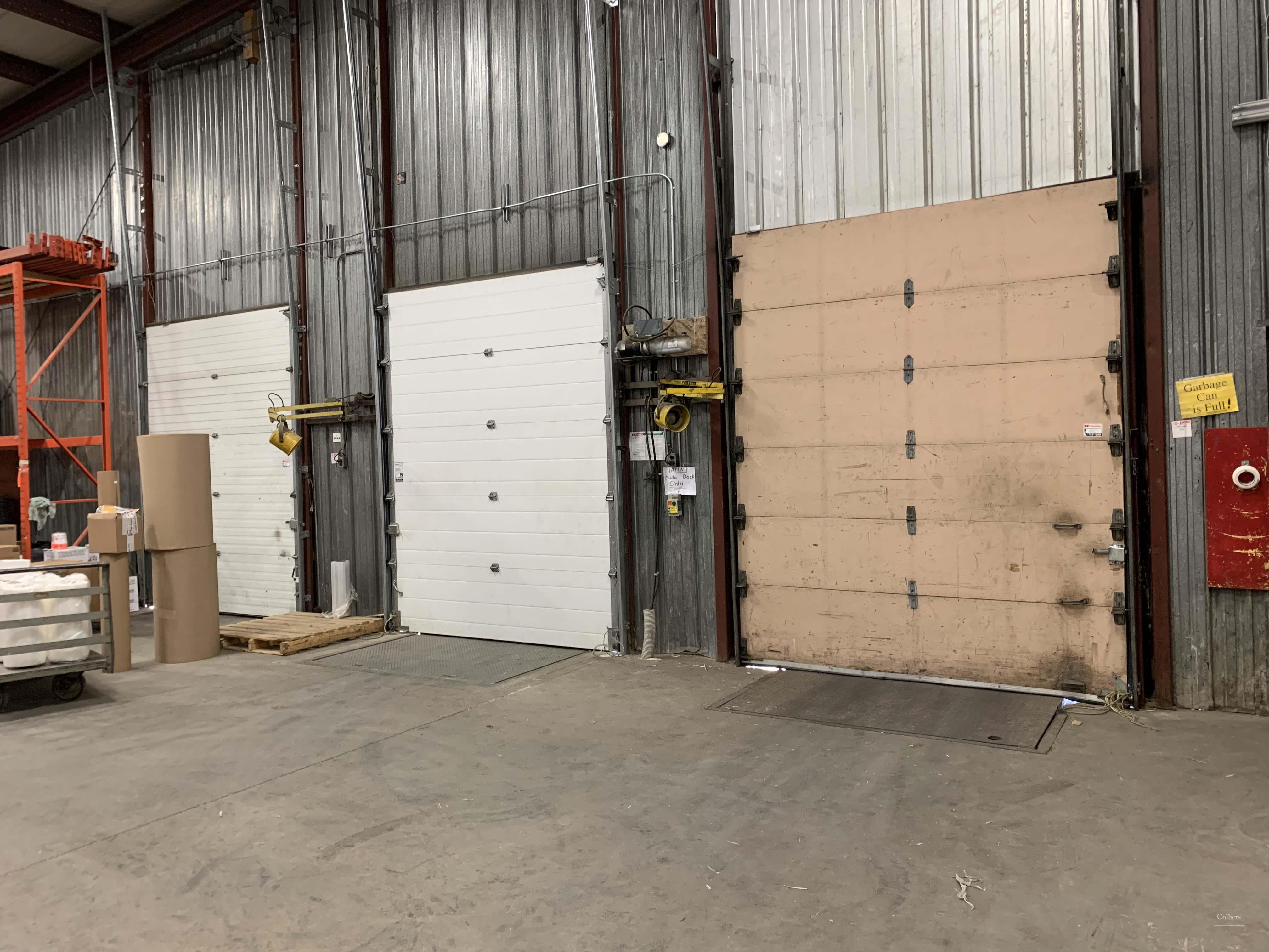 Single-Tenant Industrial/Office for Lease - #7