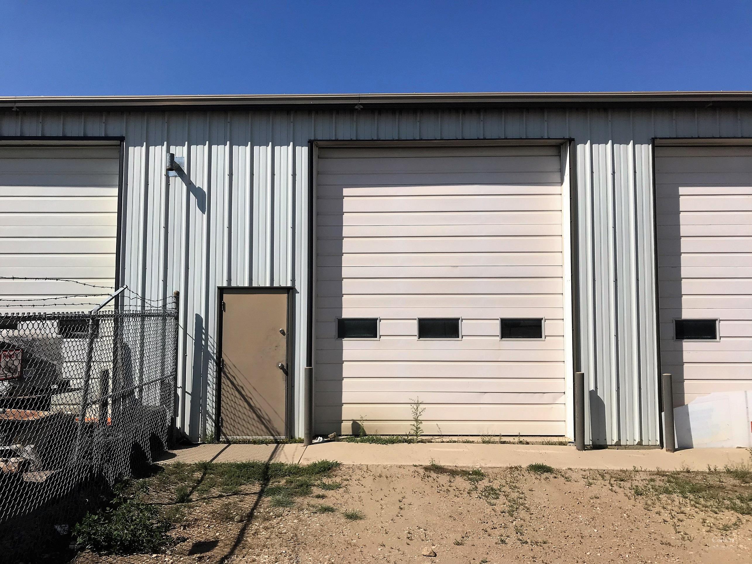 Faithfull Avenue Small Bays - #2