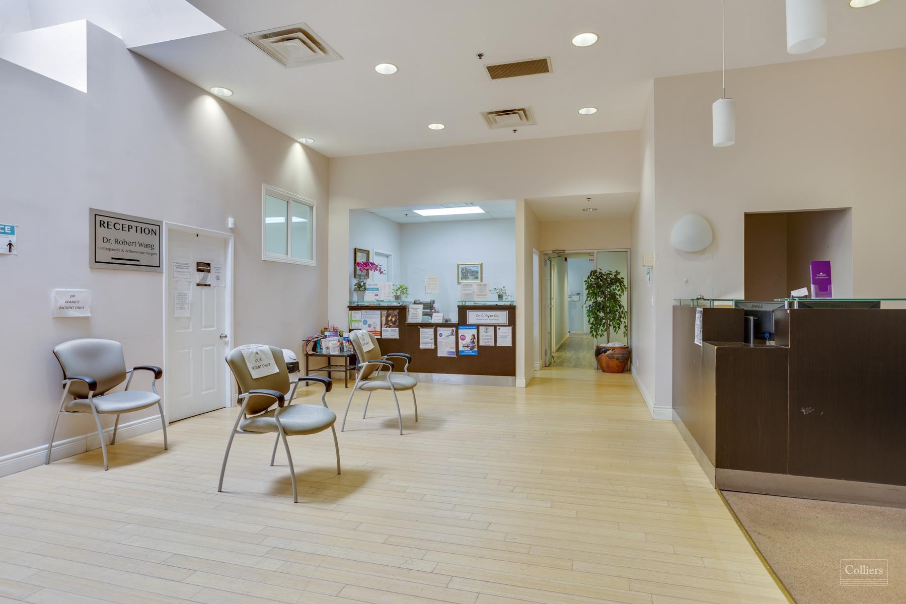 Retail/Medical Office Space along Richmond Hill's Yonge Street Corridor - #5