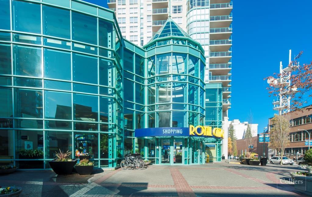 SOLD > 33-Unit Residential Apartment Building - #4