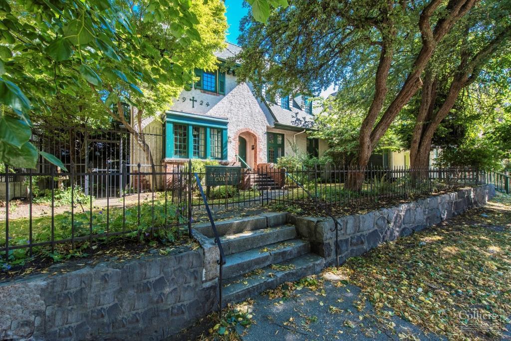 SOLD > St. Luke's Court - #2