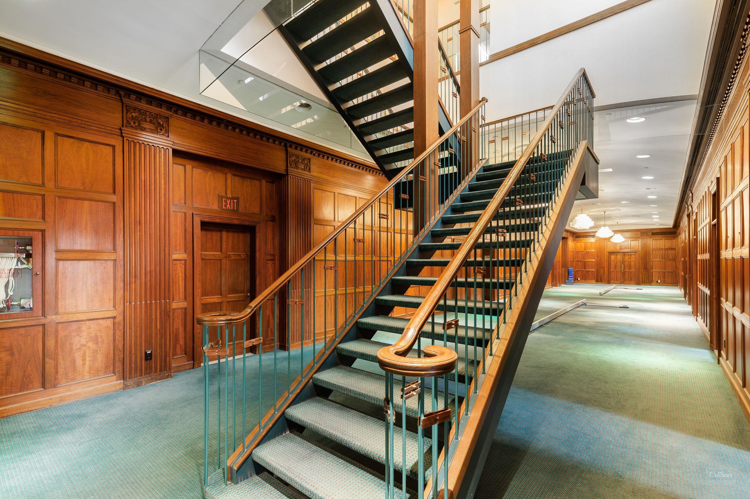 Fully Modernized Historic Building In The Financial Core - #8