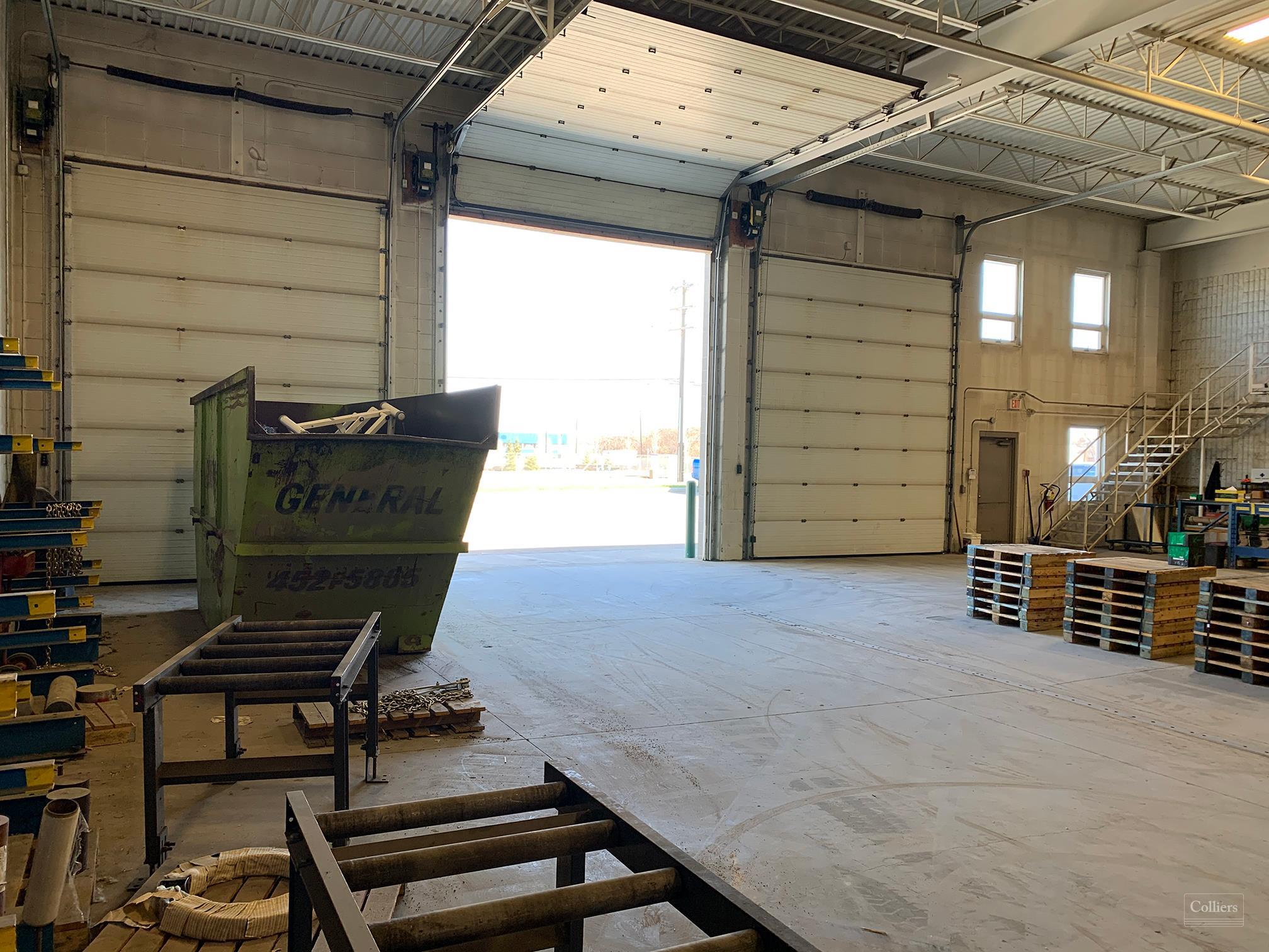 ±35,220 SF Industrial Warehouse/Office with ± 0.99 Acre Yard - #3