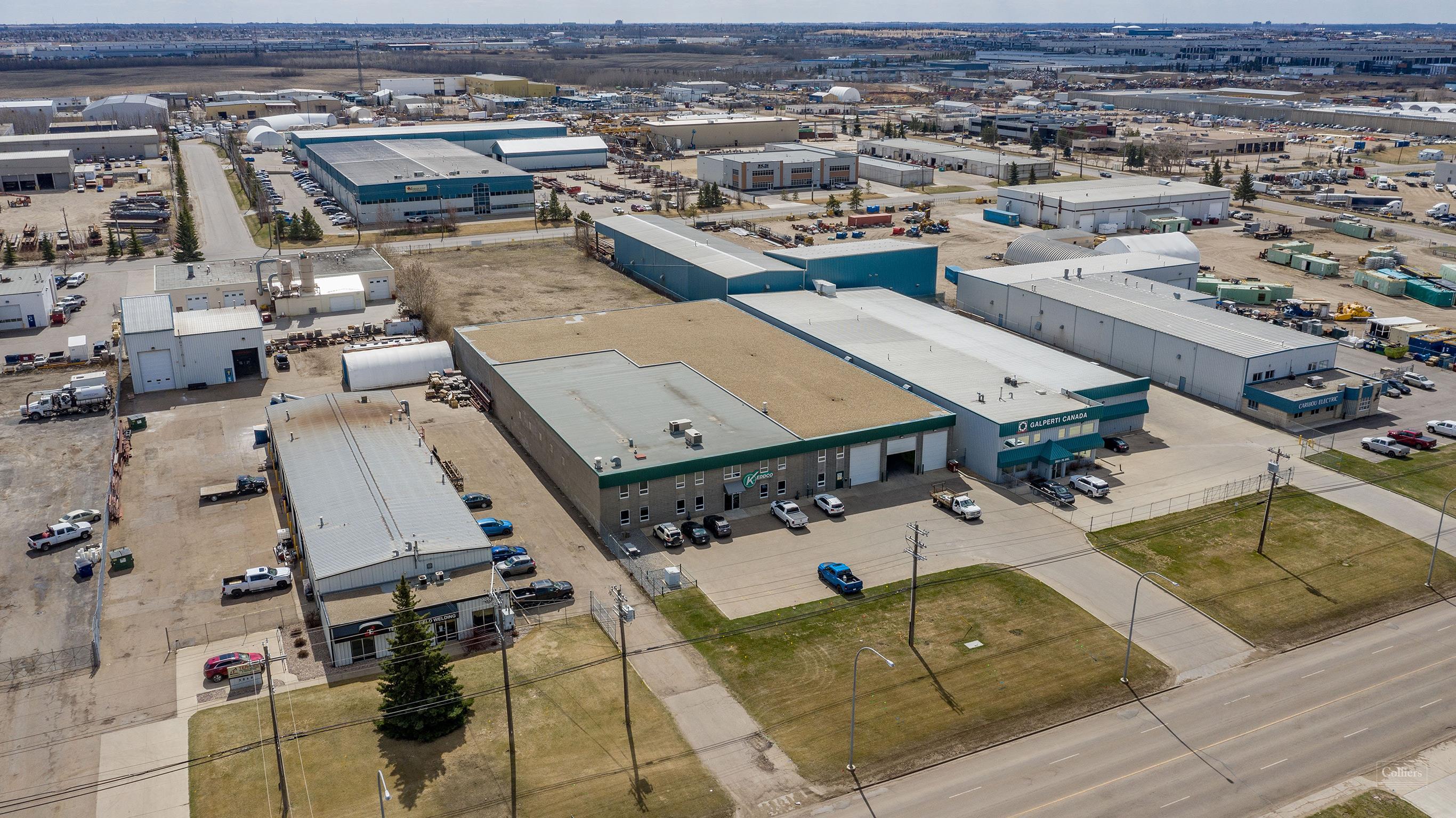 ±35,220 SF Industrial Warehouse/Office with ± 0.99 Acre Yard - #1