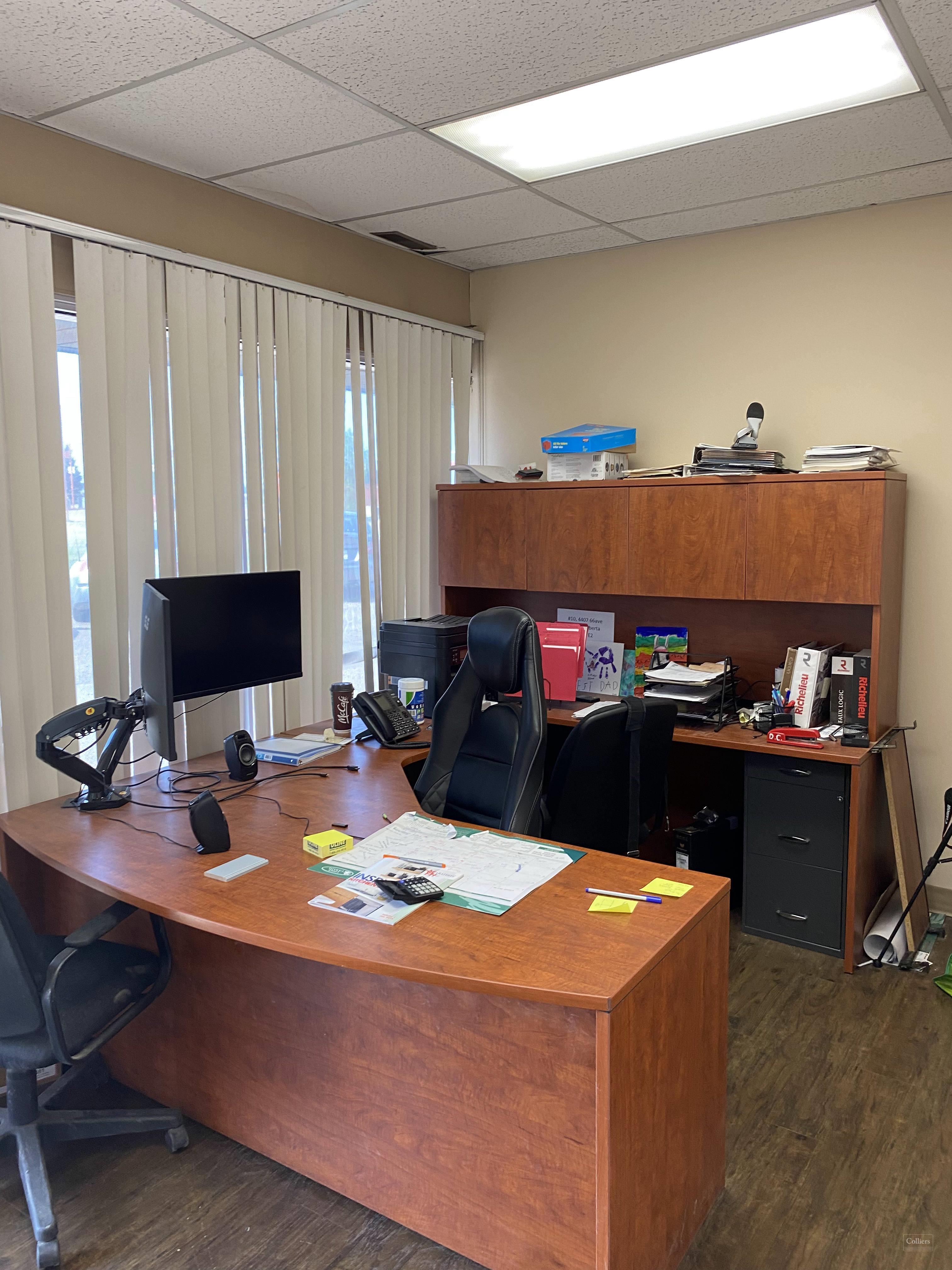 ±4,634 SF Industrial Office/Warehouse with Grade Loading - #7