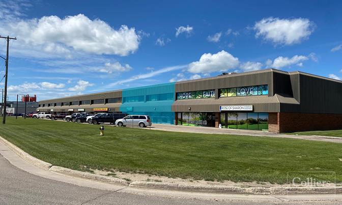 ±4,634 SF Industrial Office/Warehouse with Grade Loading - #1