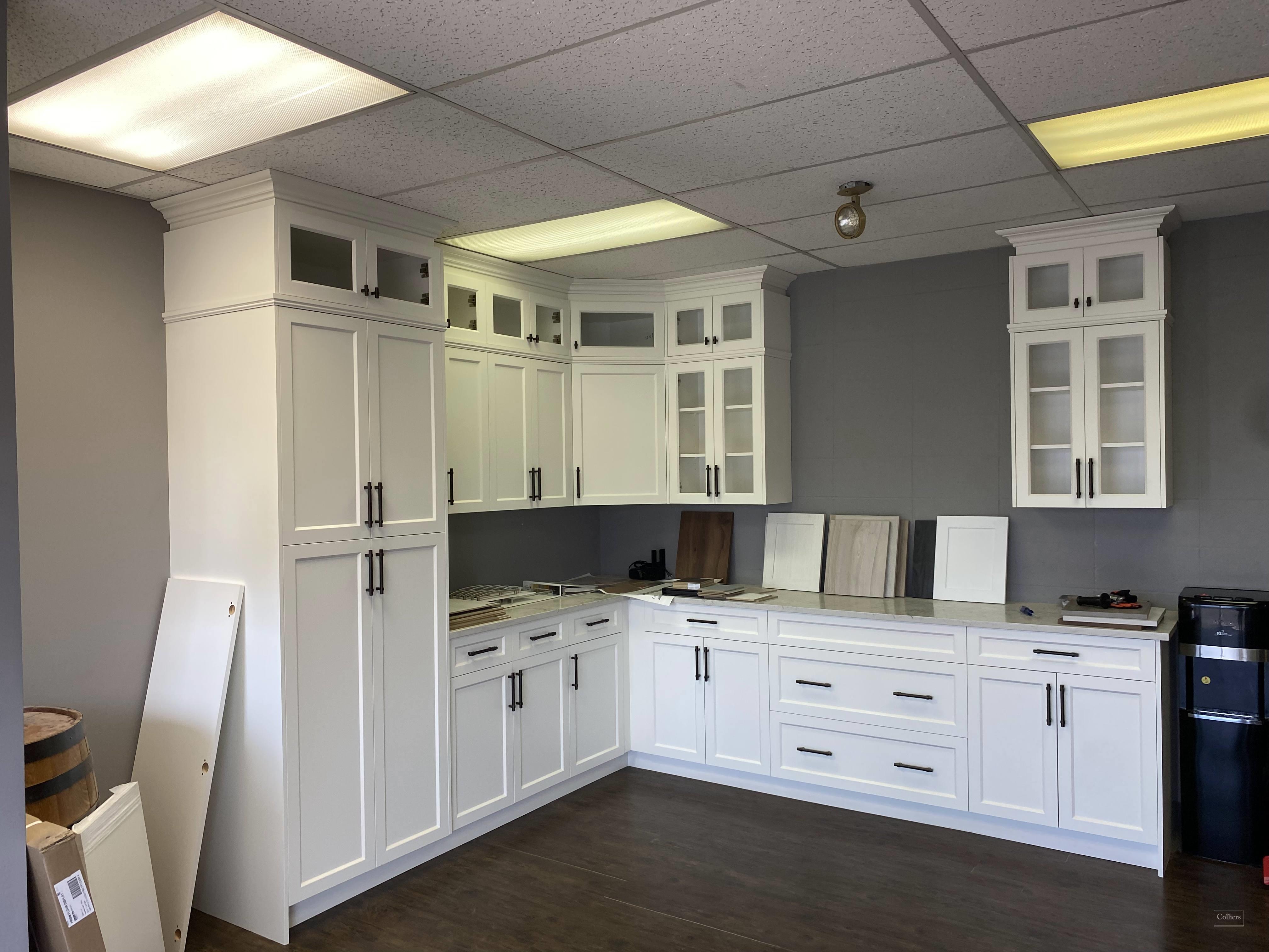 ±4,634 SF Industrial Office/Warehouse with Grade Loading - #6